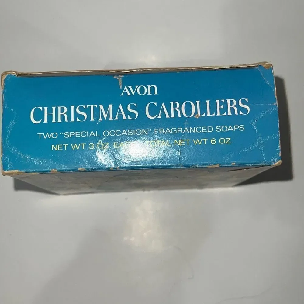 Avon Christmas Carollers Fragranced Soaps Vintage VTG Special Occasion Set of 2